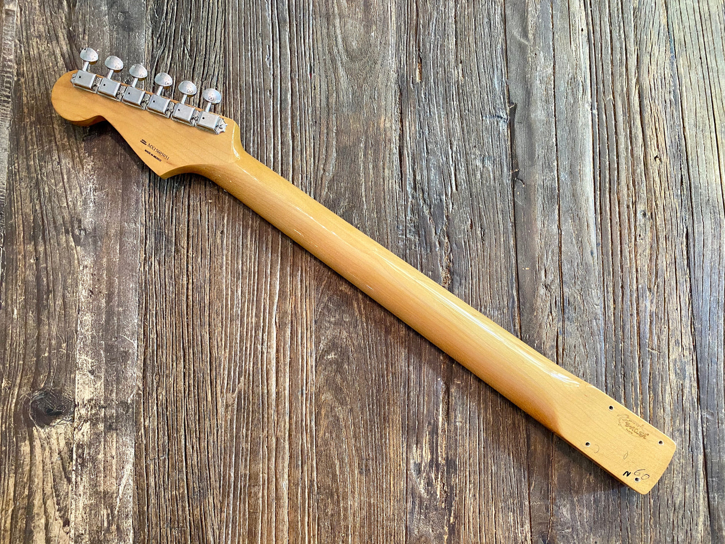 2015 Classic Series Stratocaster Neck + Tuners | Rosewood, Vintage Style Split Post Tuners