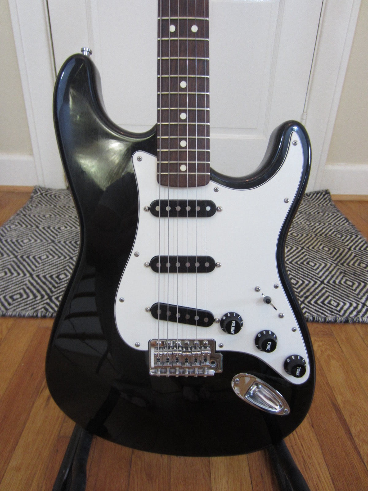 Lil' Huddy's Guitar Shop - Lil' Huddy's Guitar Shop
