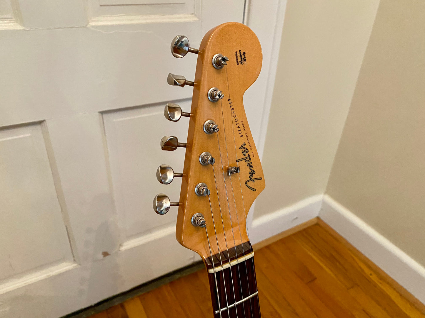 2006 Fender American Deluxe Vintage Player '62 Stratocaster Flame Top | 2-Tone Sunburst