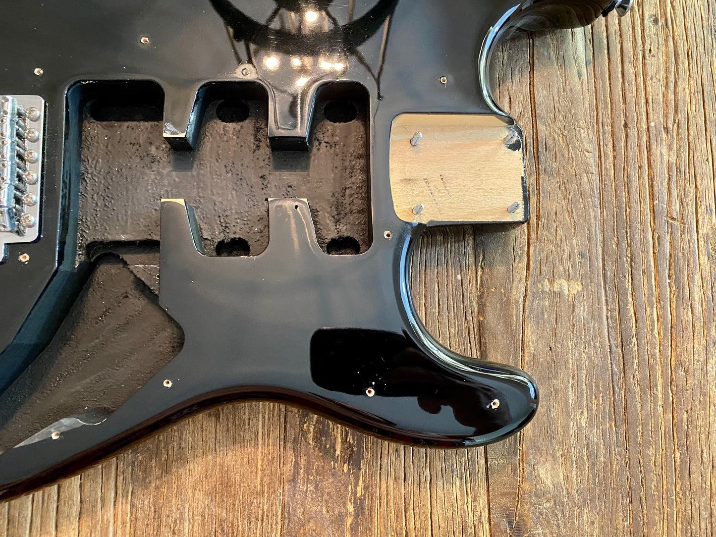 2014 Squier Vintage Modified 70s Stratocaster Body + Hardware | Basswood