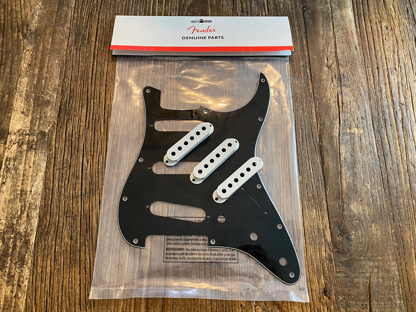 2019 Player Stratocaster Loaded Pickguard | SSS, AlNiCo Single Coils, New Plastics, Orignals Included