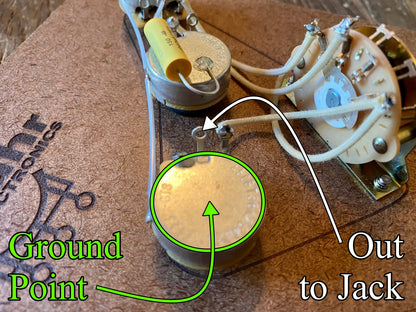 Stratocaster Traditional Wiring Kit | CTS 450G 250 kΩ Audio Taper Potentiometers, Mallory 150 Capacitor