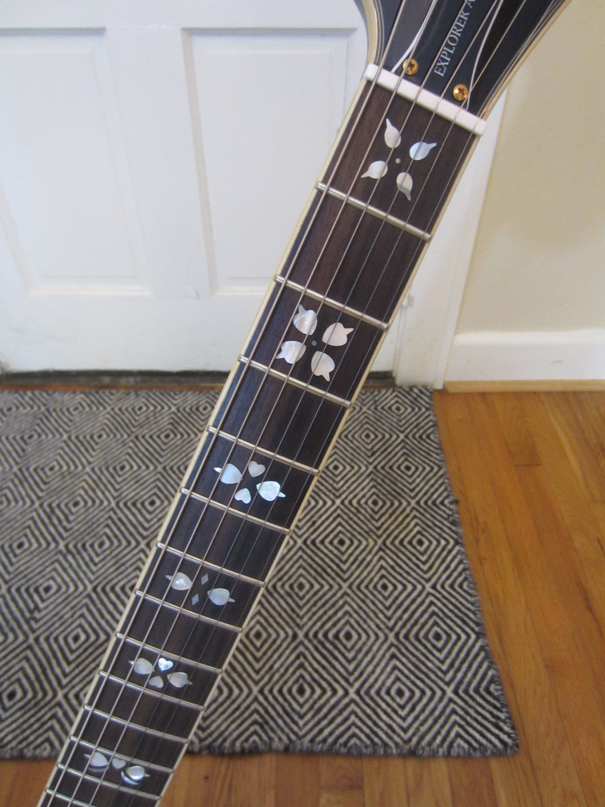 Lil' Huddy's Guitar Shop - Lil' Huddy's Guitar Shop