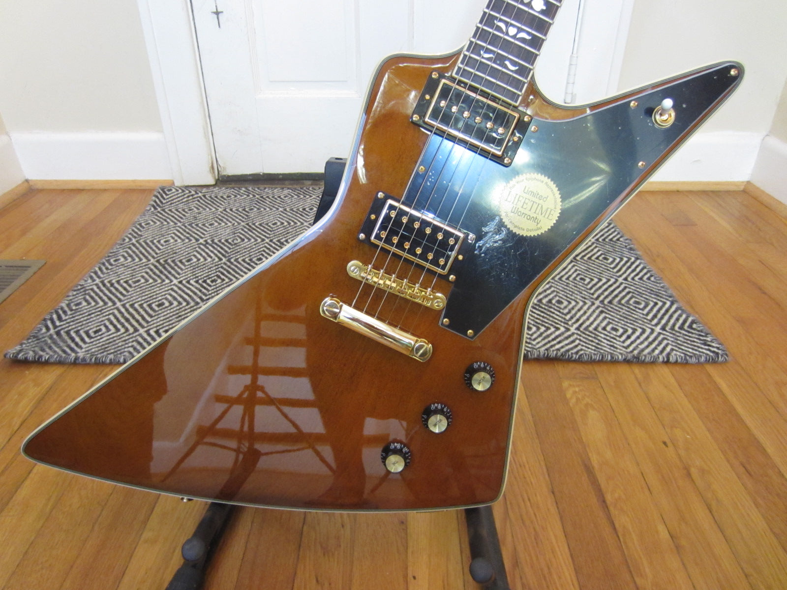 Lil' Huddy's Guitar Shop - Lil' Huddy's Guitar Shop