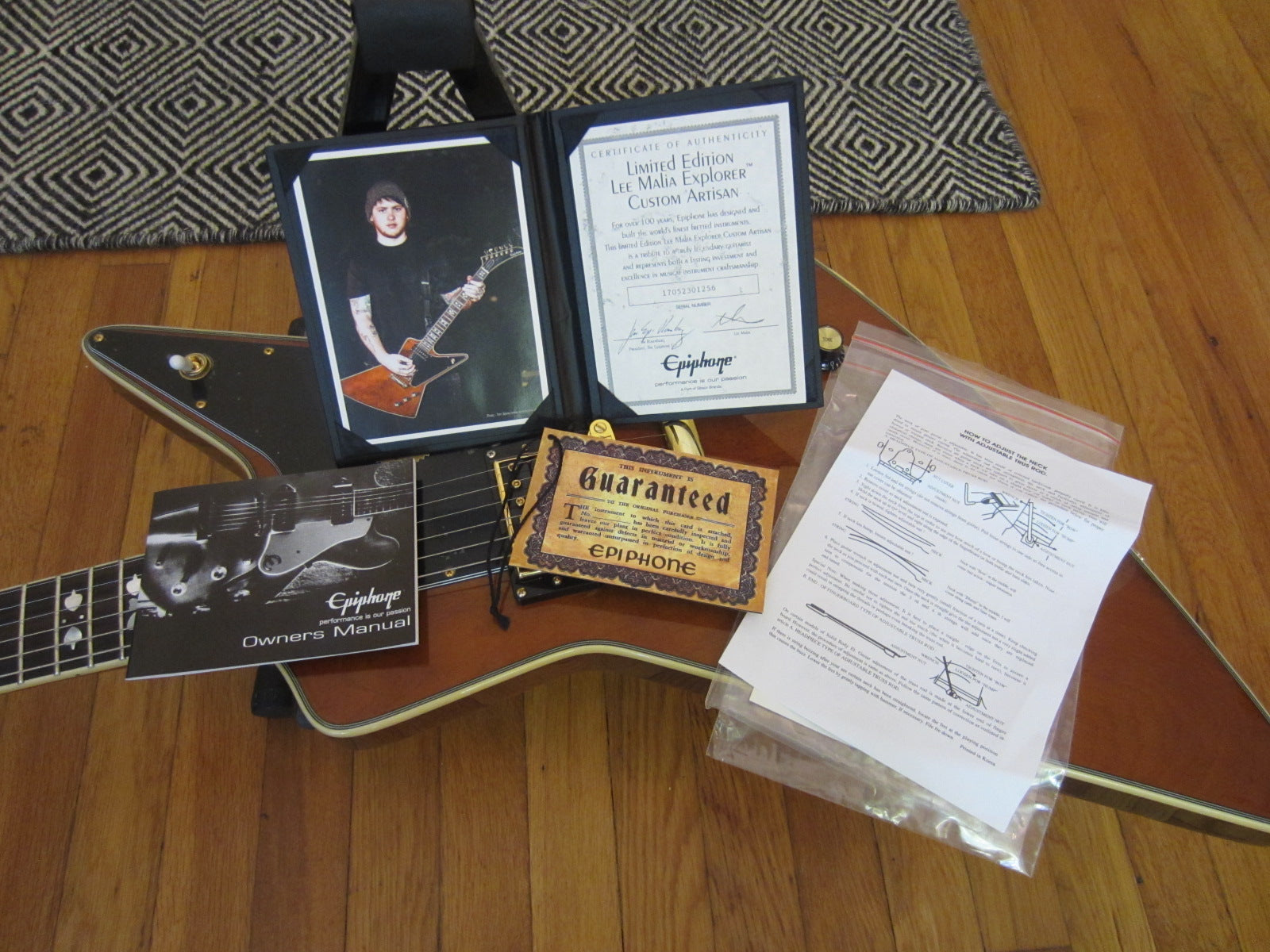 Lil' Huddy's Guitar Shop - Lil' Huddy's Guitar Shop