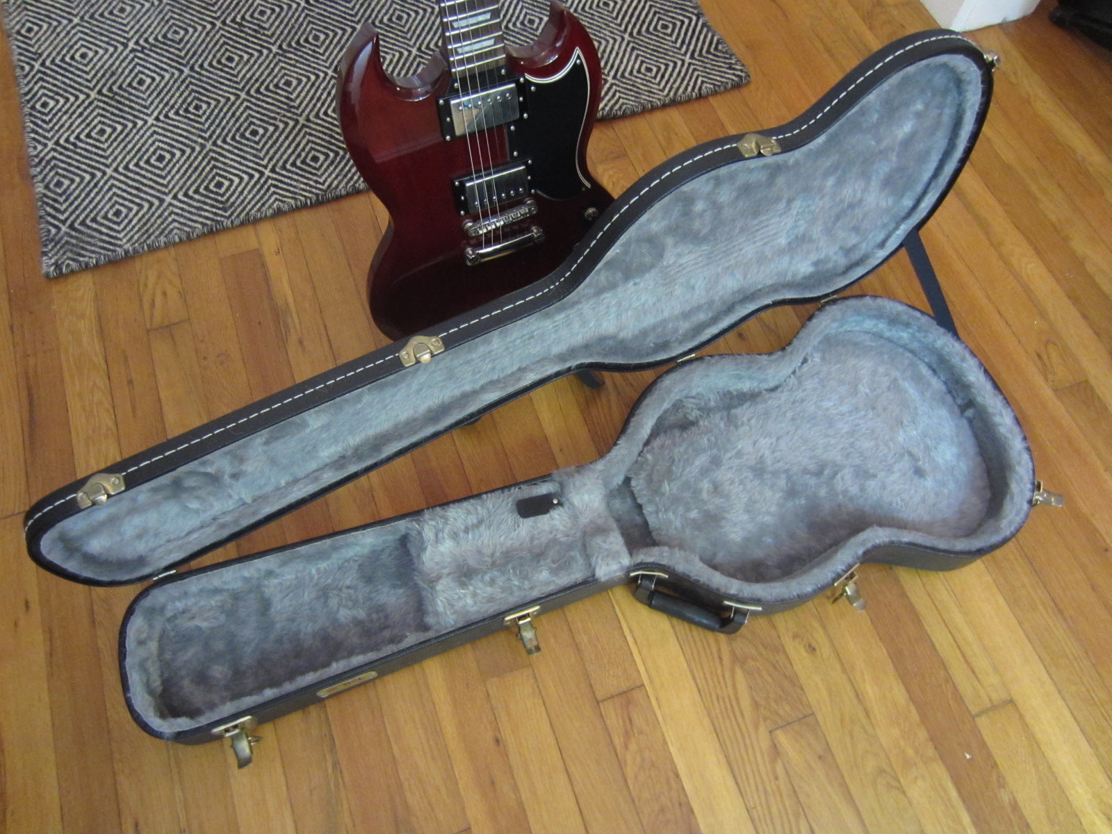 Lil' Huddy's Guitar Shop - Lil' Huddy's Guitar Shop