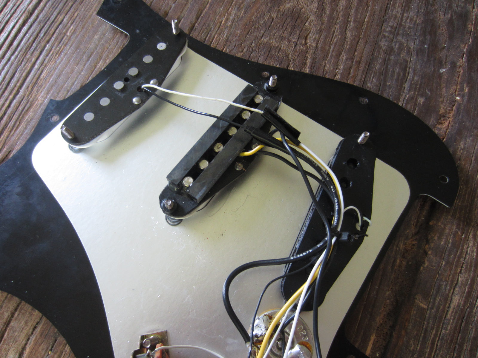 Lil' Huddy's Guitar Shop - Lil' Huddy's Guitar Shop