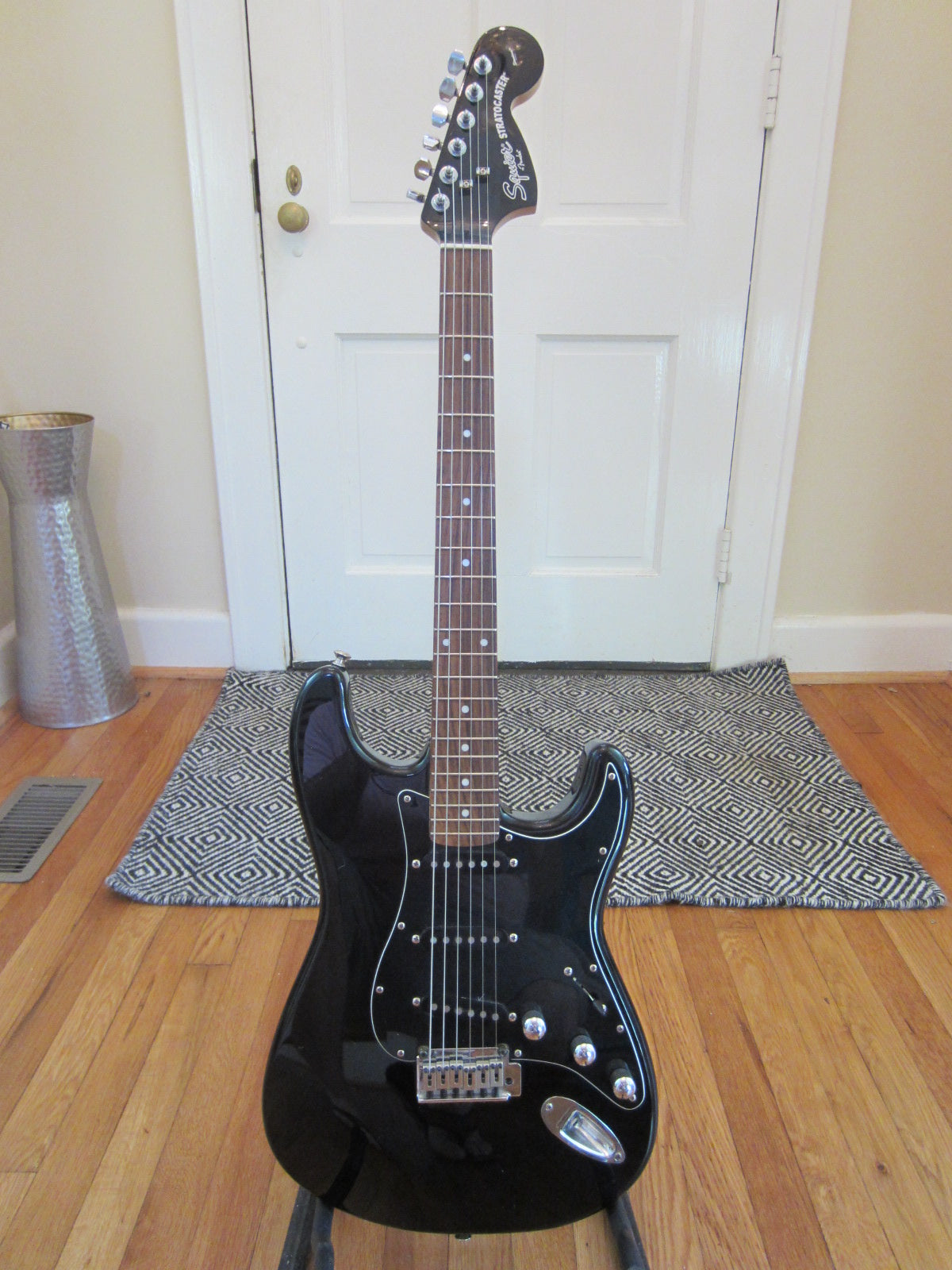 Lil' Huddy's Guitar Shop - Lil' Huddy's Guitar Shop