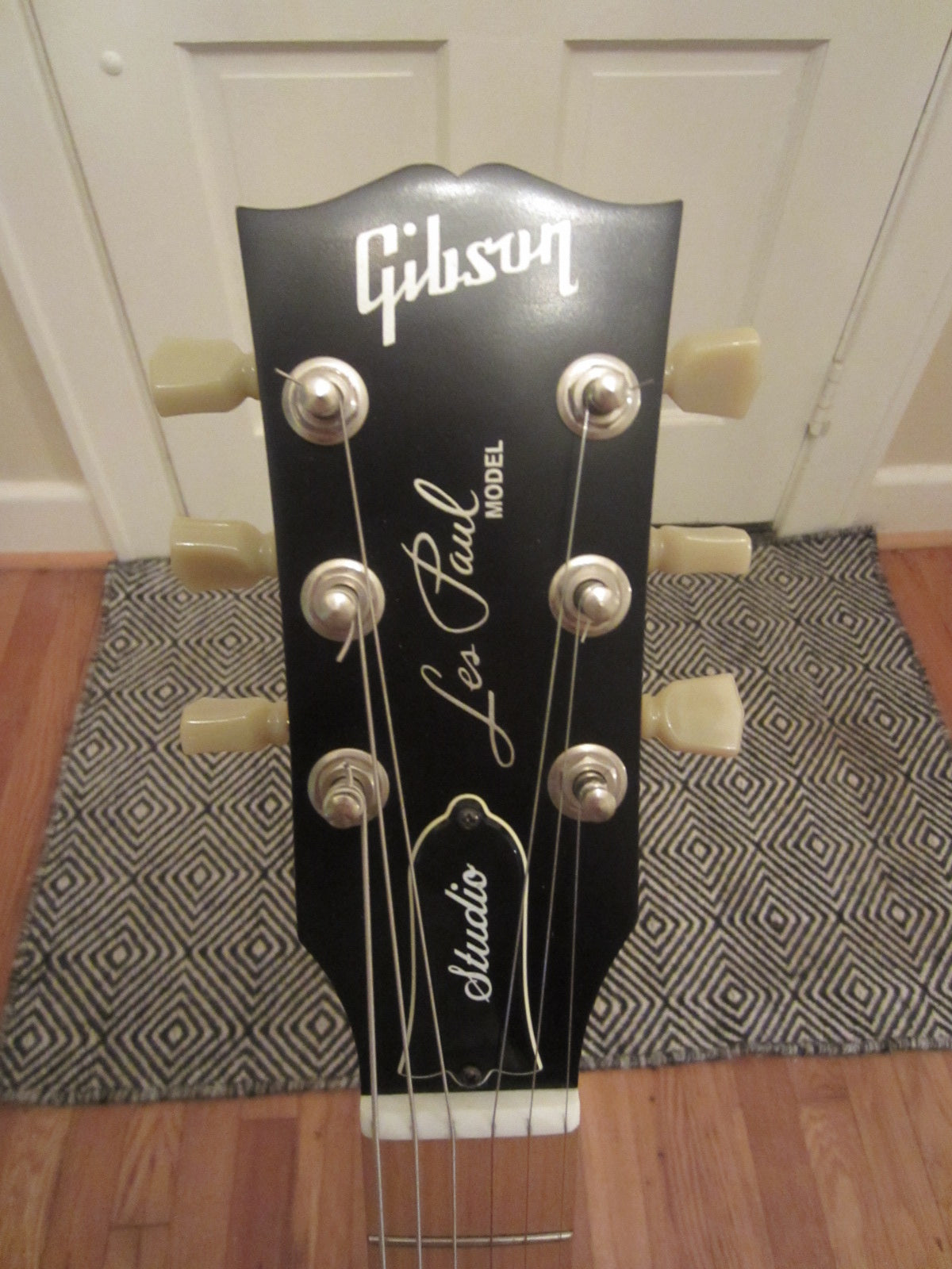 Lil' Huddy's Guitar Shop - Lil' Huddy's Guitar Shop
