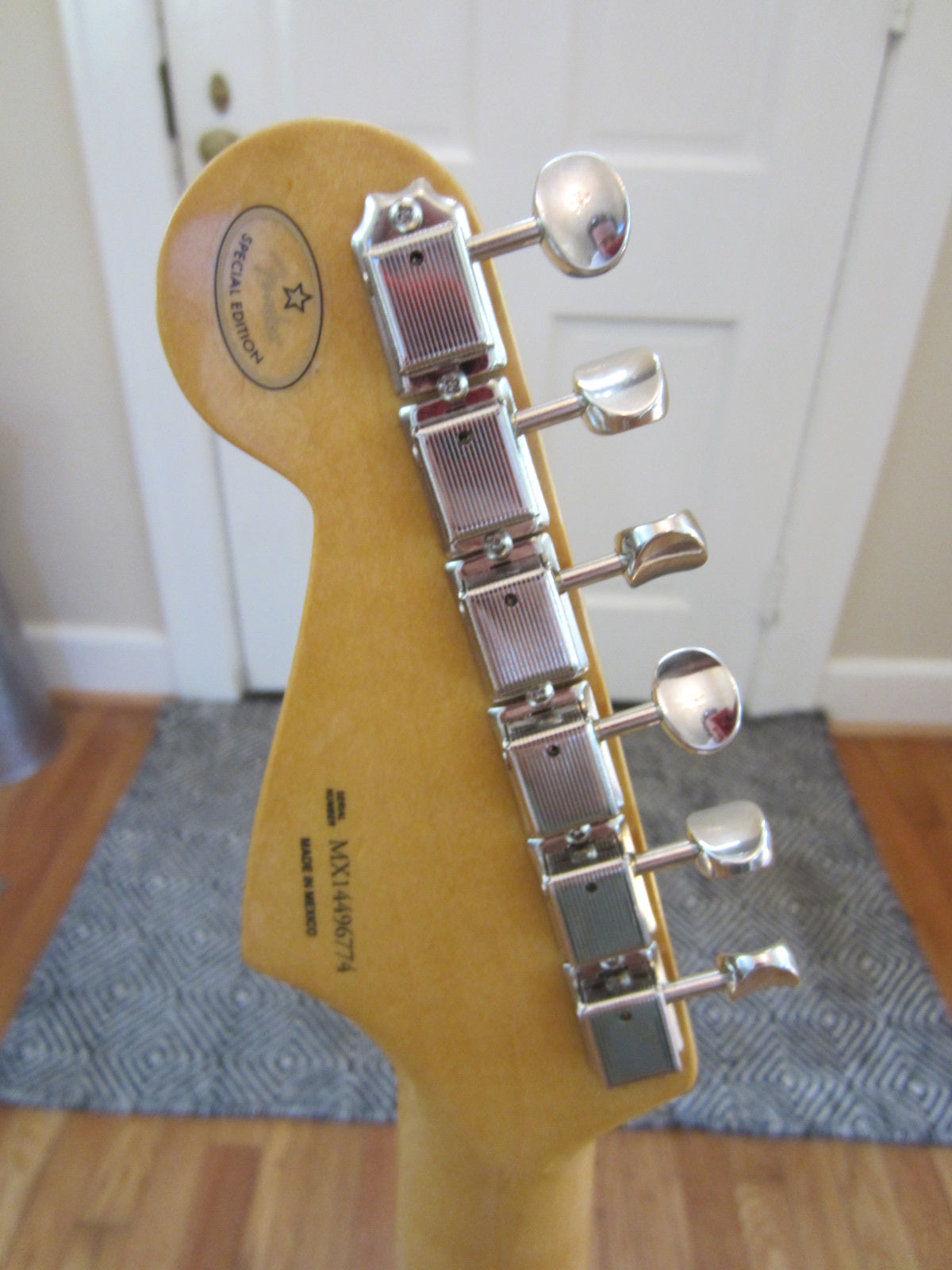 Lil' Huddy's Guitar Shop - Lil' Huddy's Guitar Shop