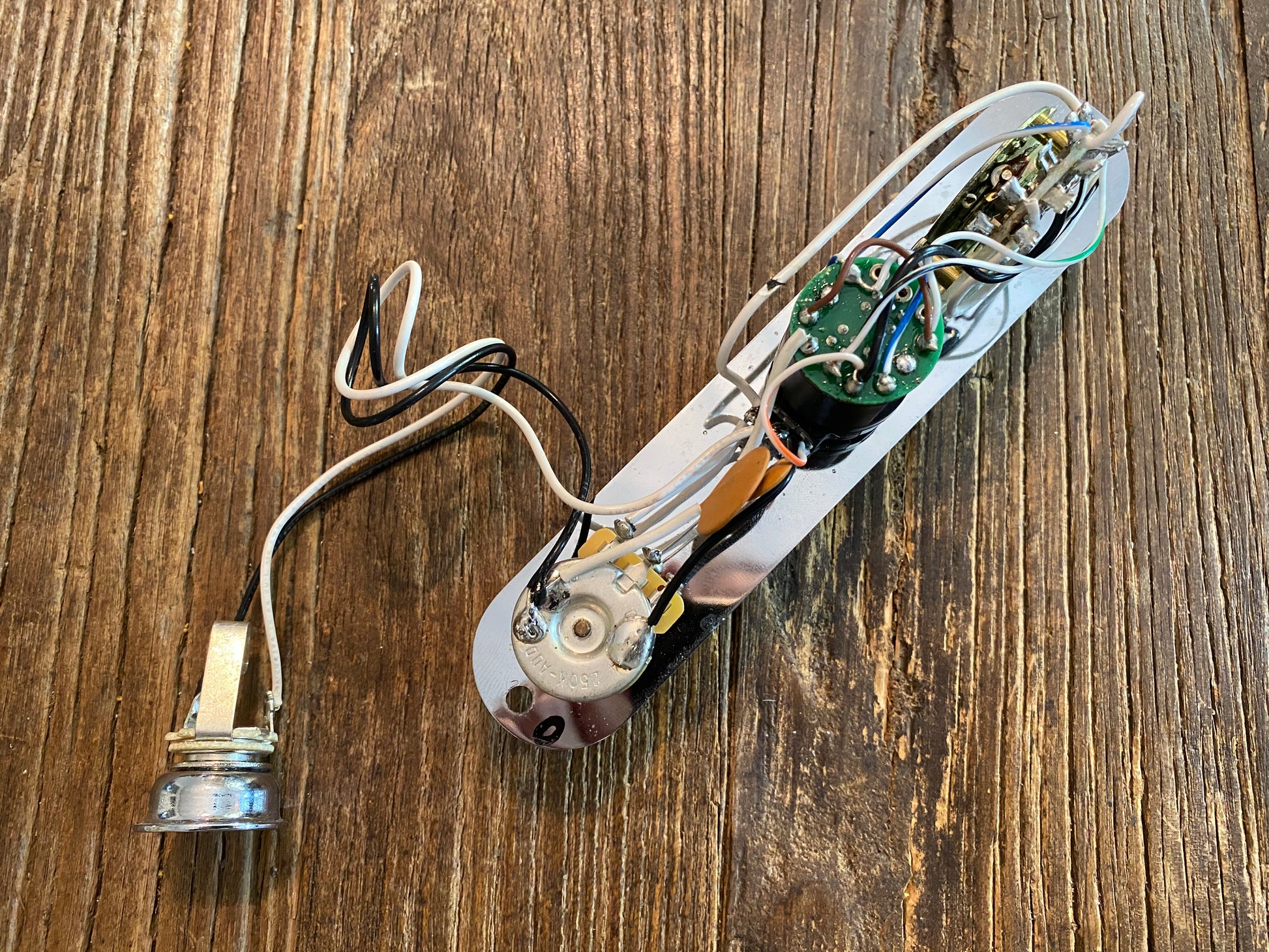 Lil' Huddy's Guitar Shop - Lil' Huddy's Guitar Shop