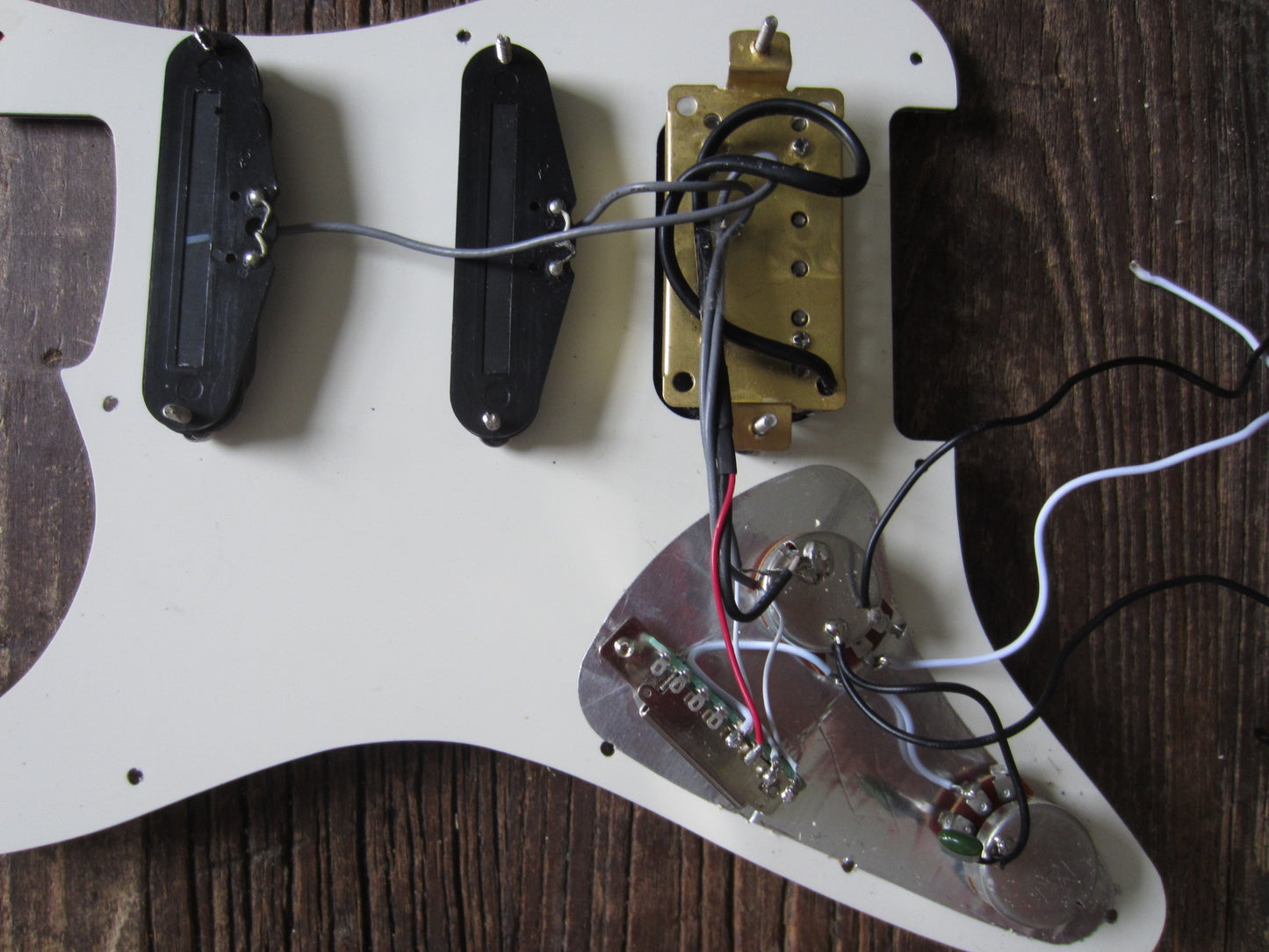Lil' Huddy's Guitar Shop - Lil' Huddy's Guitar Shop