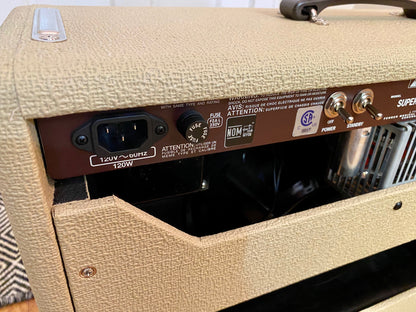 Fender Super Sonic 22 1 x 12 Combo | Blonde w/ Oxblood, 4-Button Footswitch, Fender Cover