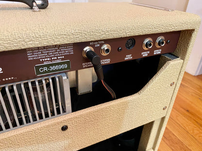 Fender Super Sonic 22 1 x 12 Combo | Blonde w/ Oxblood, 4-Button Footswitch, Fender Cover