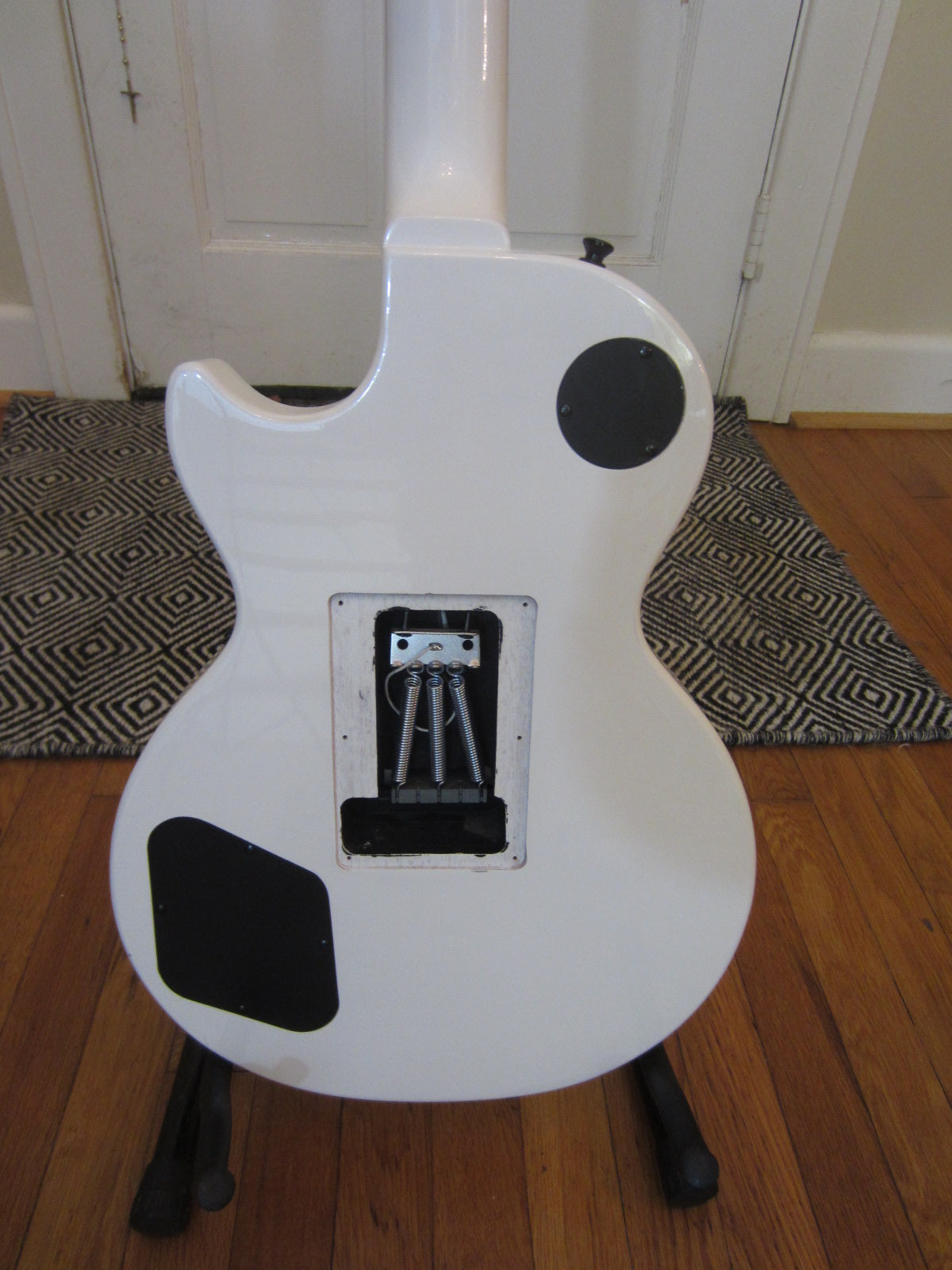 Lil' Huddy's Guitar Shop - Lil' Huddy's Guitar Shop