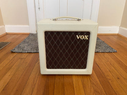 Vox AC4TV 1x10 Combo Amplifier | Single Ended EL84, 4/1/.25 Watt Output Switch