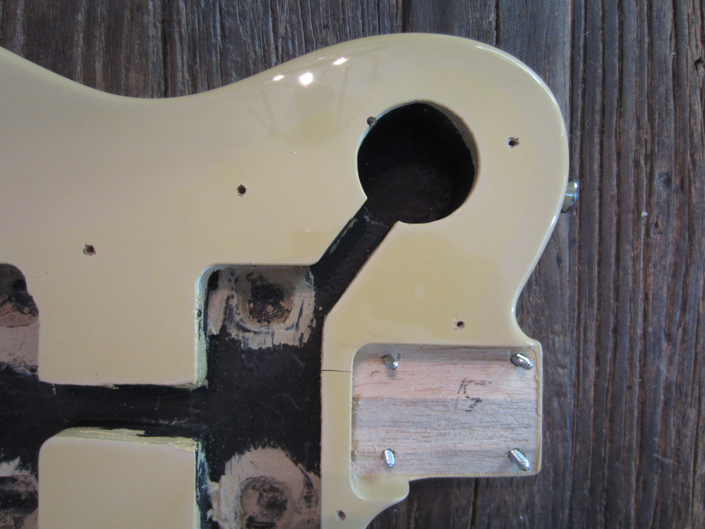 Lil' Huddy's Guitar Shop - Lil' Huddy's Guitar Shop