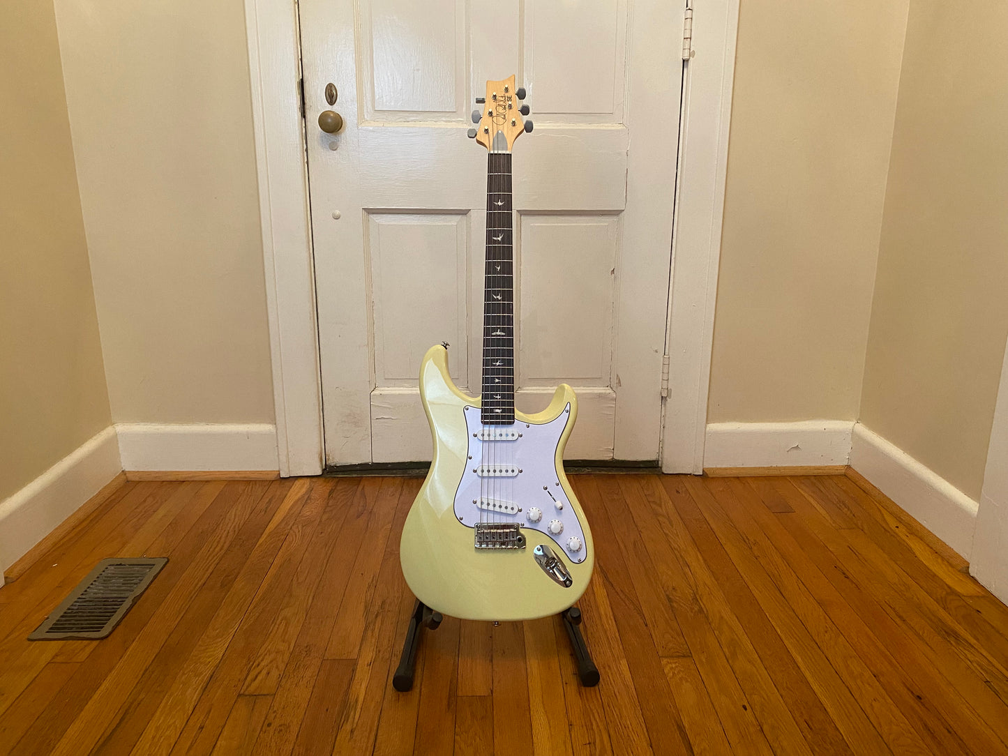2021 Silver Sky SE | Moon White, Fresh Setup w/ Gig Bag