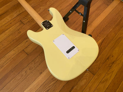 2021 Silver Sky SE | Moon White, Fresh Setup w/ Gig Bag