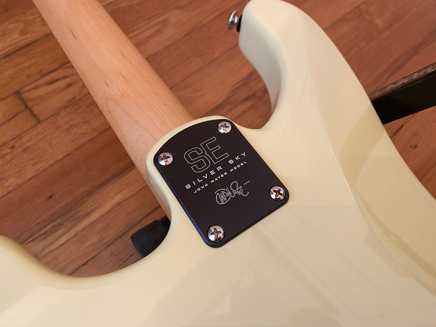 2021 Silver Sky SE | Moon White, Fresh Setup w/ Gig Bag