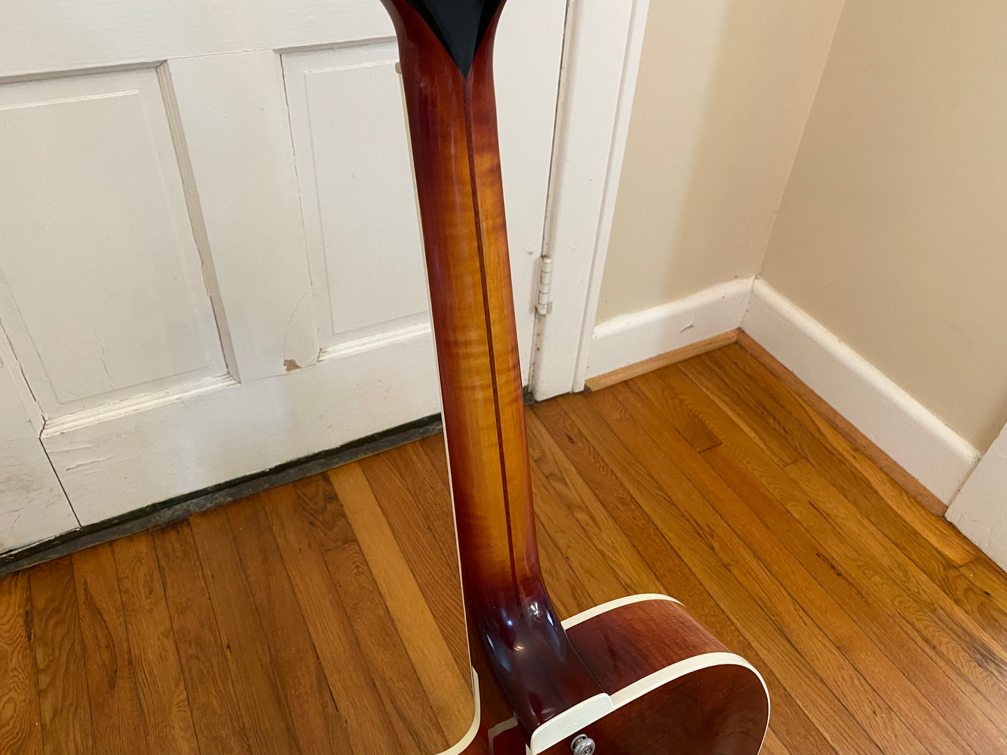 1999 H-550 Custom Hollowbody | Almond Sunburst, Original Hard Case