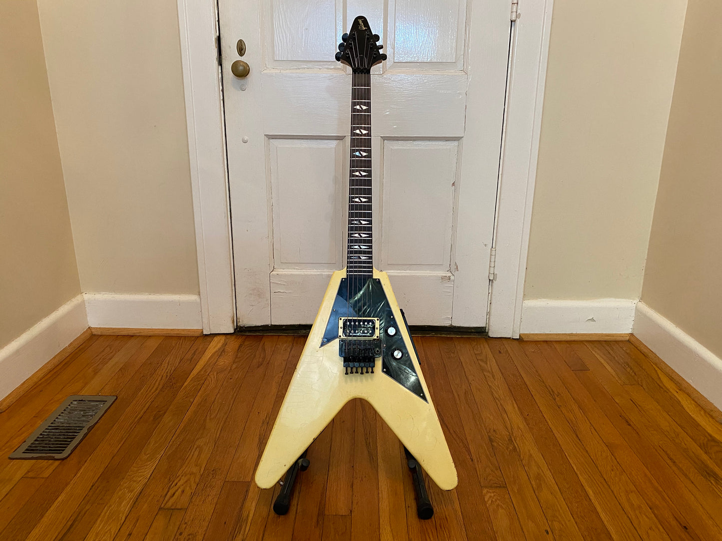 1990 Flying V V90 Double (Modified) | Floyd Rose w/ Seymour Duncan SH-4 JB