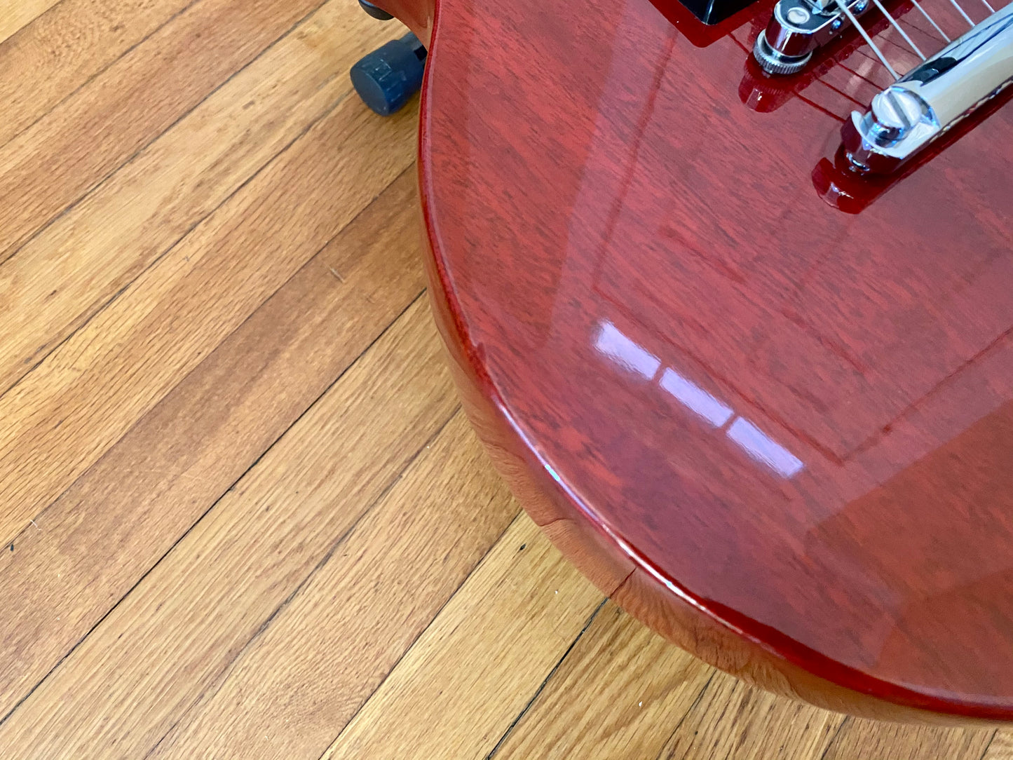 2019 Gibson Les Paul Special Limited Edition | GLOSS Heritage Cherry, Burstbucker 2 & 3, Extremely Clean