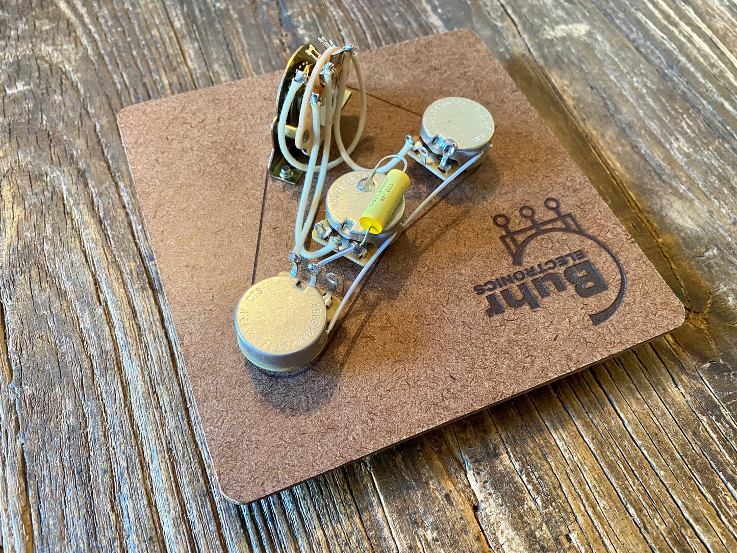 Stratocaster Traditional Wiring Kit | CTS 450G 250 kΩ Audio Taper Potentiometers, Mallory 150 Capacitor