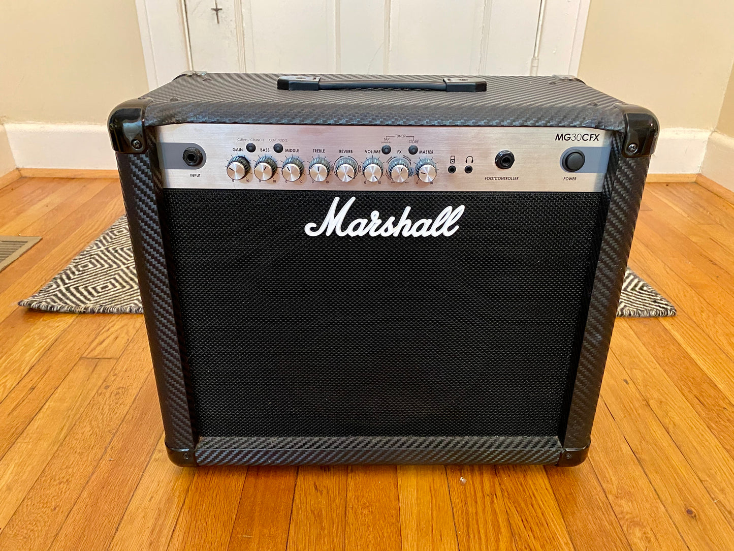 Marshall MG30CFX | 1 x 10 Combo w/ Built-In Effects