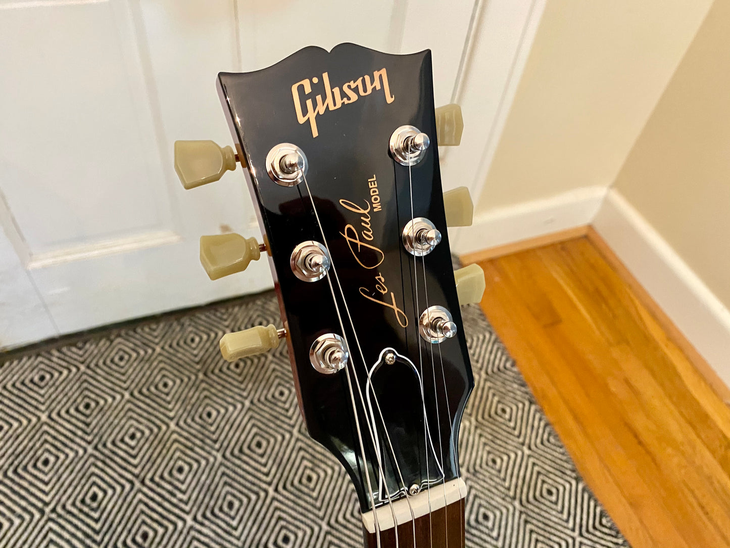 2019 Gibson Les Paul Special Limited Edition | GLOSS Heritage Cherry, Burstbucker 2 & 3, Extremely Clean