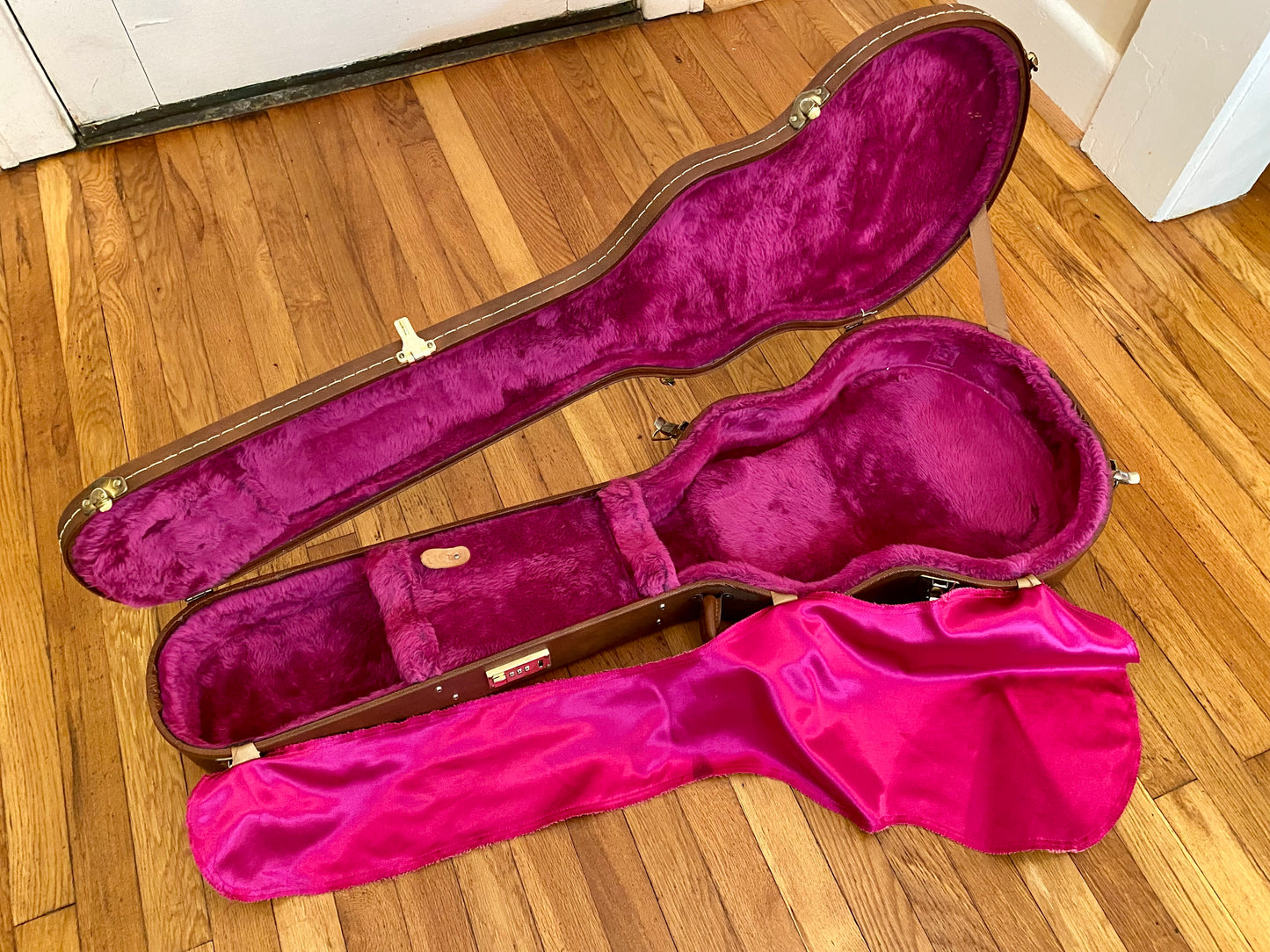 Gibson USA TKL Les Paul Hard Case | Brown & Pink w/ Pink Shroud, Soft Handle, Combo Lock